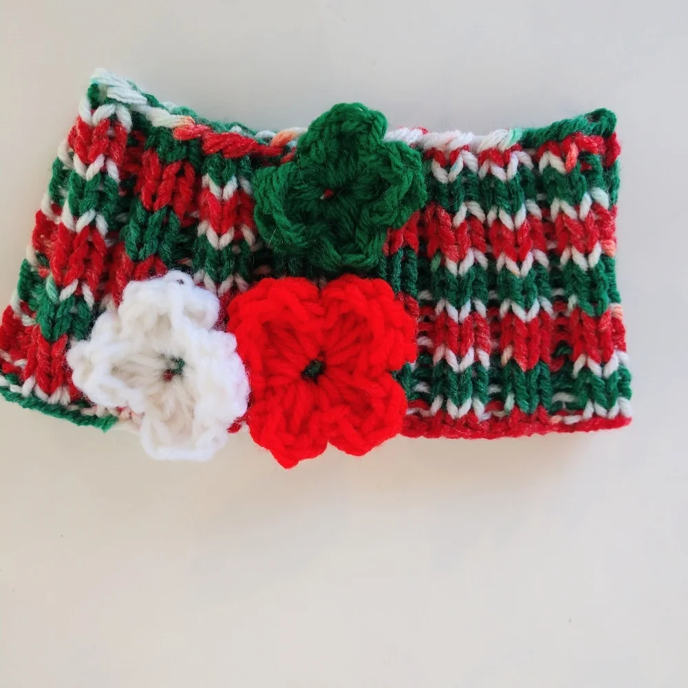 Pet Dog Collar Cover Hand Crafted Large Christmas Red White Green Accessory